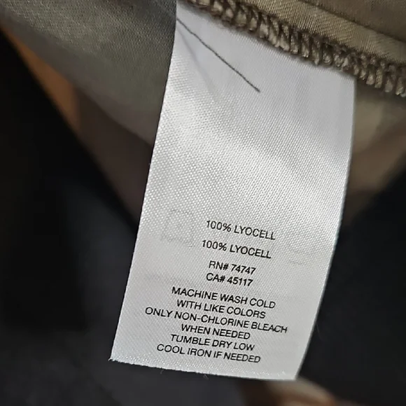 NWOT-Natural Reflections Tan Camouflage Bomber Jacket - Picture 5 of 6